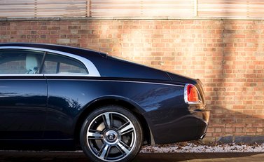 Rolls-Royce Wraith 7