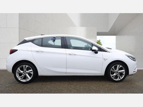 Vauxhall Astra 1.0i Turbo ecoFLEX SRi Nav Euro 6 (s/s) 5dr 3