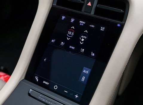 Porsche Taycan TURBO 19