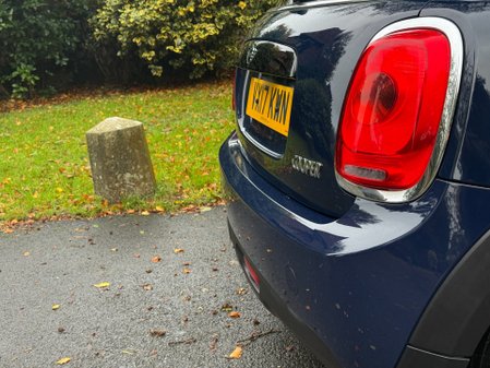 Mini Hatch COOPER SEVEN 17