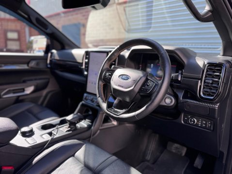 Ford Ranger 3.0 TD V6 EcoBlue Wildtrak Pickup Double Cab 4dr Diesel Auto 4WD Euro 6 (s/ 31
