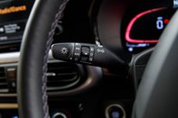 Hyundai i10 PREMIUM 16