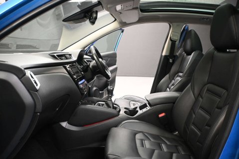 Nissan Qashqai 1.3 Qashqai N-Motion DiG-T 5dr 28