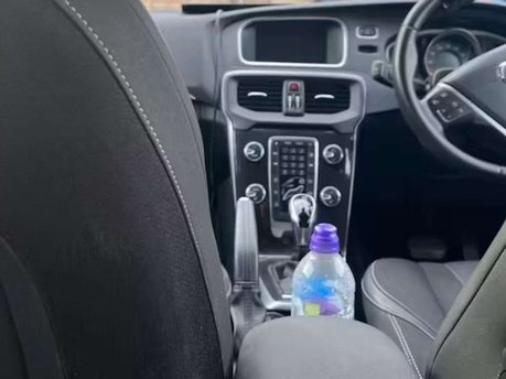 Volvo V40 1.5 V40 Momentum Nav+ T2 Auto 5dr 25