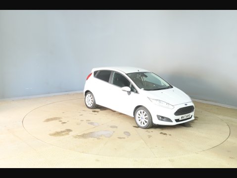 Ford Fiesta TITANIUM 1