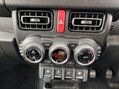 Suzuki Jimny SZ5 27