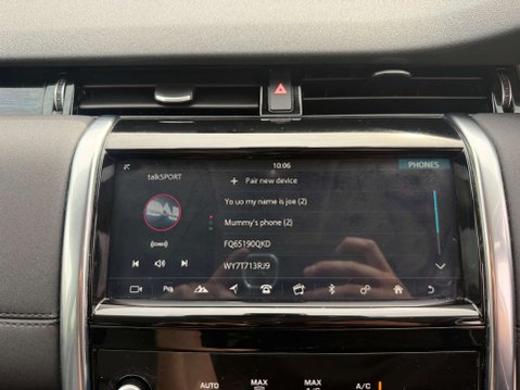 Land Rover Discovery Sport 2.0 Discovery Sport SE Auto 4WD 5dr 42