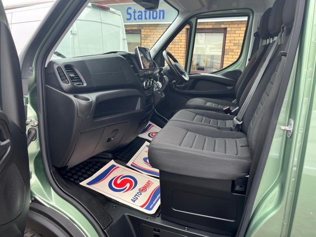 Iveco Daily 2.3 35S16A8 Business Dropside 3750 WB Hi-Matic 21