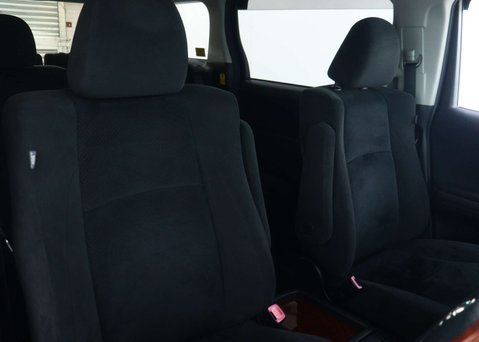 Toyota Vellfire 2.4 PETROL AUTO 5dr 41