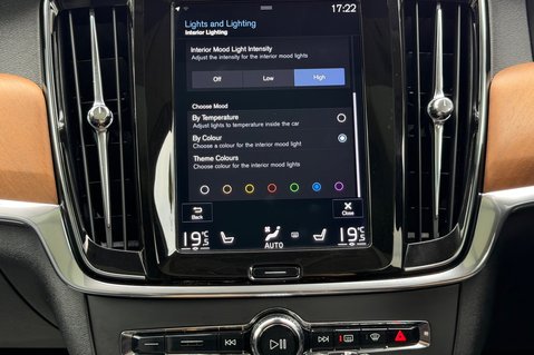 Volvo V90 D5 POWERPULSE INSCRIPTION PRO AWD -PAN ROOF - £6320 OPTIONAL EXTRAS  53
