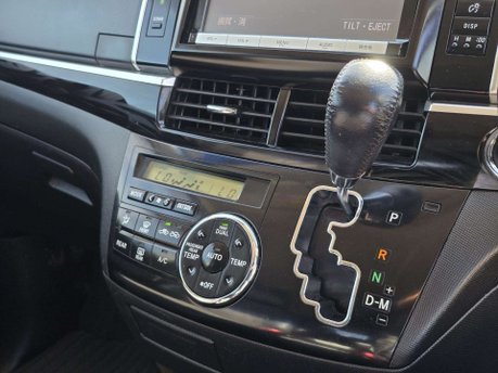 Toyota Estima Auto+Petrol+LowMiles+7Seater 18