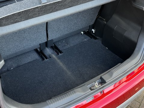 Suzuki Ignis 1.2 Dualjet 12V Hybrid SZ-T 5dr 31