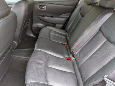 Nissan LEAF 30kWh Tekna Auto 5dr 20