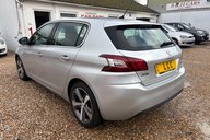 Peugeot 308 PURETECH ALLURE LAST OWNER SINCE 2017..7 SERVICES..SAT NAV.. £35 TAX.. 9