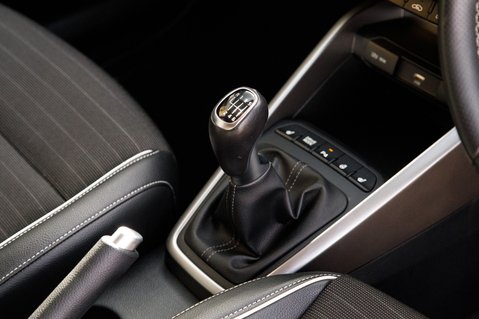 Kia Rio GT-LINE S MHEV 37