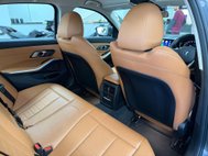 BMW 3 Series 2.0 330e 12kWh Sport Pro Saloon 4dr Petrol Plug-in Hybrid Auto Euro 6 (s/s) 36