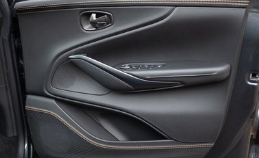 Aston Martin DBX '1913 Package' 24