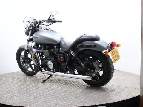 Triumph Speedmaster 865 SPEED MASTER 865 9