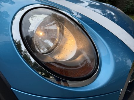 Mini Hatch COOPER D 13