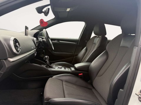 Audi A3 1.0 A3 Sportback 30 TFSI Black Edition Semi-Auto 5dr 14