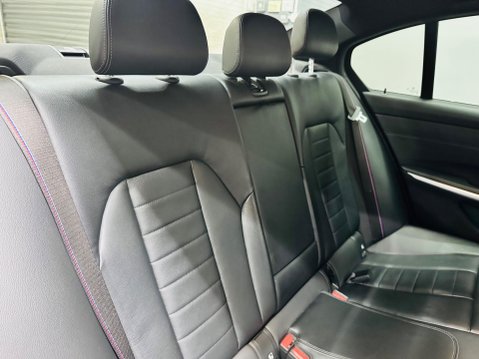 BMW 3 Series 2.0 318d MHT M Sport Auto Euro 6 (s/s) 4dr 21