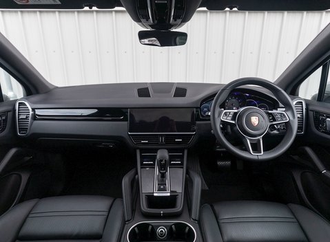 Porsche Cayenne V6 18