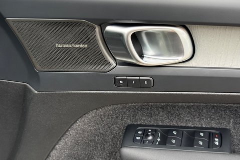 Volvo XC40 B3 ULTRA 34