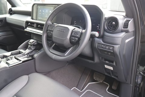 Toyota Land Cruiser 2026 COMMERCIAL WIDEBODY 2 INCH OLM MAN EMU LIFT REAR SEATS FITTED  13