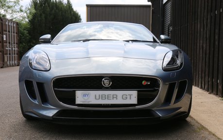 Jaguar F-Type V8 S - Stunning Example with a Great History 32
