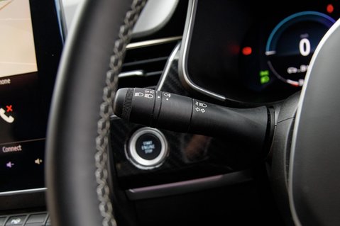 Renault Arkana E-TECH ENGINEERED 17