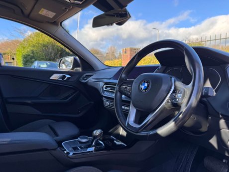 BMW 1 Series 1.5 116D Sport Auto 5dr 33