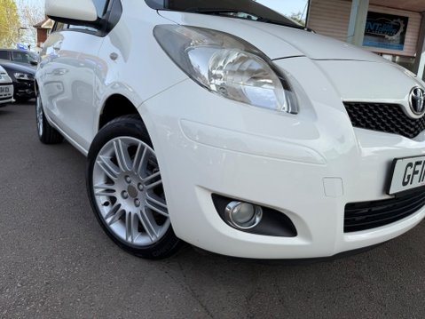 Toyota Yaris 1.33 Dual VVT-i SR Euro 5 (s/s) 5dr 7