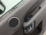 Land Rover Discovery 3.0 Discovery SE SDV6 Auto 4WD 67