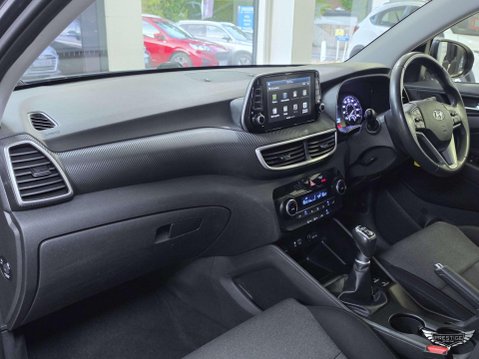 Hyundai TUCSON 1.6 GDi SE Nav Euro 6 (s/s) 5dr 23