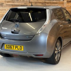 Nissan LEAF 30kWh Tekna Hatchback 5dr Electric Auto (109 bhp) 4