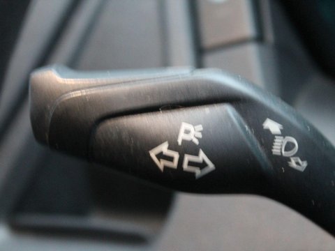 Ford Transit 2.2 TDCi 460 HDT L4 H3 4dr (18 seats) 15