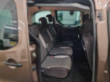 Peugeot Partner HDI TEPEE OUTDOOR 31