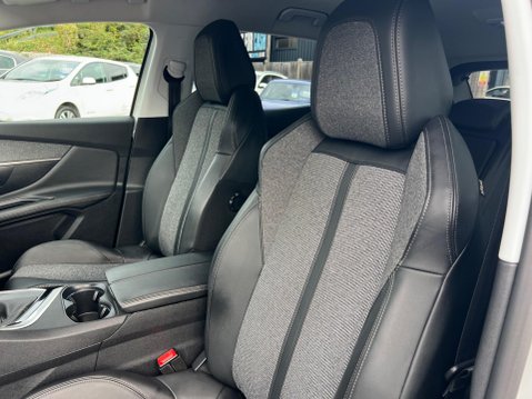 Peugeot 3008 1.2 PureTech Allure Euro 6 (s/s) 5dr 28