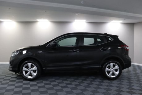 Nissan Qashqai DIG-T ACENTA PREMIUM 18
