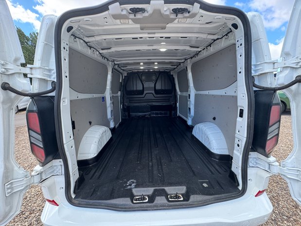 Ford Transit Custom LWB L2H1 Low Roof Limited 300 Air Con Cam Sensors EURO 6 9