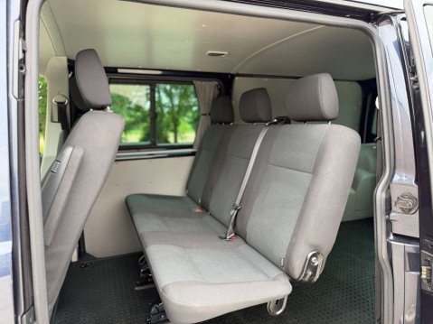 Volkswagen Transporter 2.0 Transporter T32 TDI BlueMotion Technology Semi-Auto 39