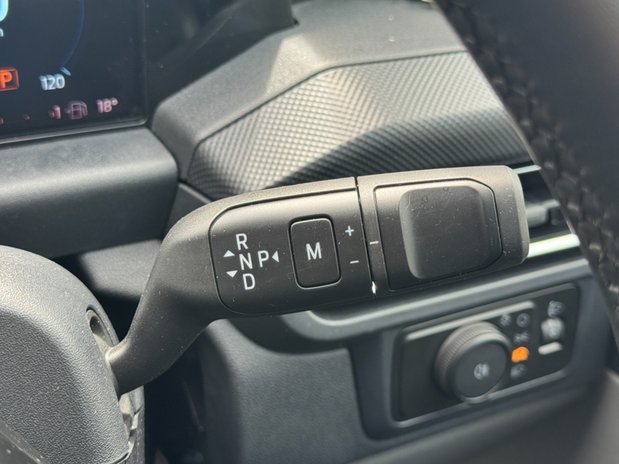 Ford Transit Custom Crew Cab AUTO SWB L1H1 Limited 320 Air Con Alloys Camera Sensors EURO 6 25