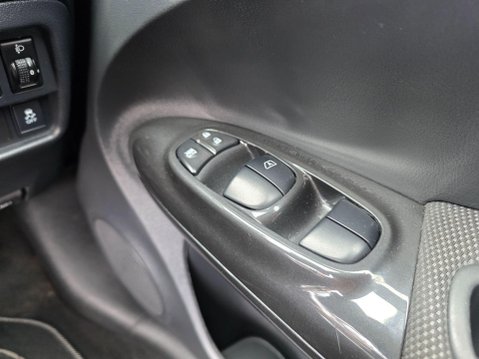 Nissan Juke 1.5 dCi N-Connecta Euro 6 (s/s) 5dr 33