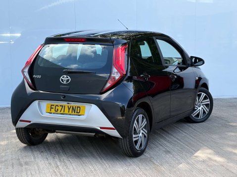 Toyota Aygo 1.0 Aygo X-Play TSS VVT-i 5dr 23