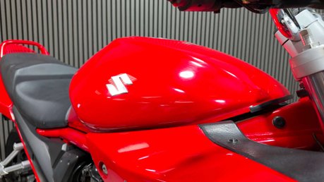 Suzuki Bandit GSF 650 2005 ONLY 15K MOT VERY CLEAN A2 RESTRICTABLE 650CC 22