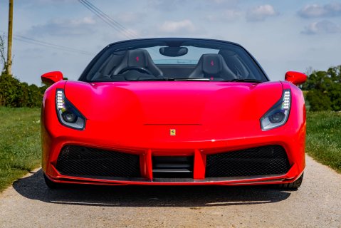 Ferrari 488 Spider 22