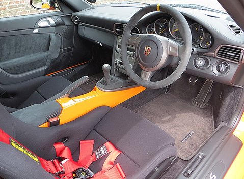 Porsche 911 (997) GT3 RS 4