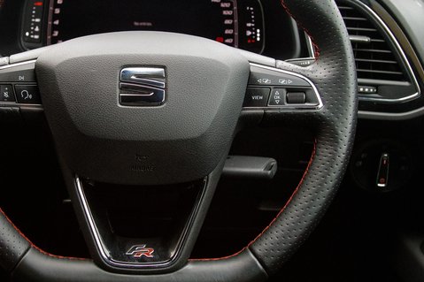 SEAT Leon TSI EVO FR BLACK EDITION 19
