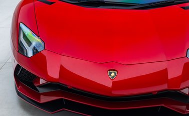 Lamborghini Aventador S LP 740-4 ROADSTER 35