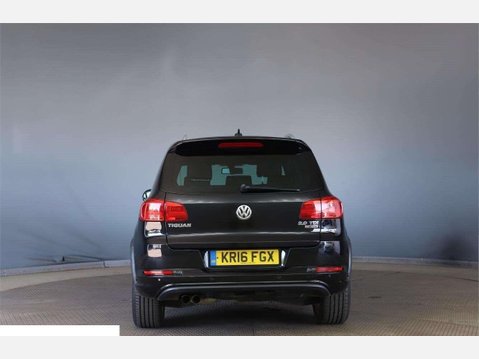 Volkswagen Tiguan 2.0 TDI BlueMotion Tech R-Line Edition 4WD Euro 6 (s/s) 5dr 7